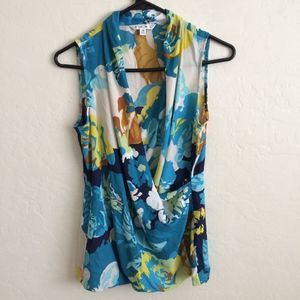 Cabi Wrap Sleeveless Floral Shirt Size XS